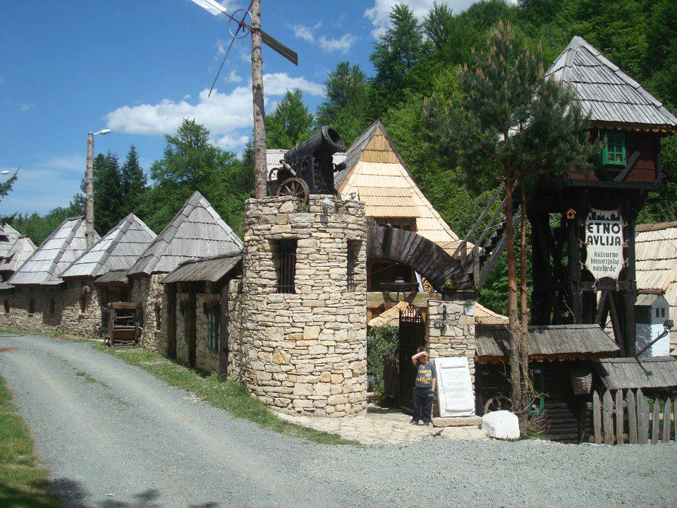 Etno avlija Mačkovac